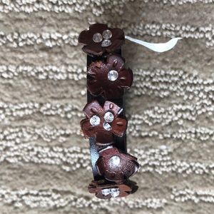 NEW Leather Jewels Flower Bracelet